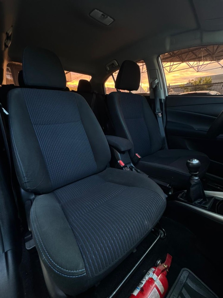 Toyota Yaris XS — foto 13